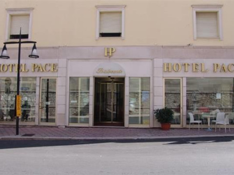 Hotel Pace