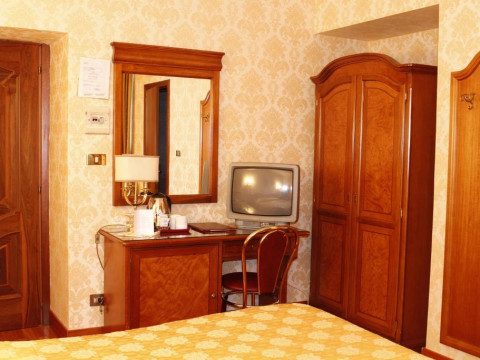 Hotel Pace Helvezia
