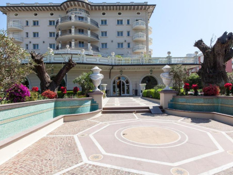 Hotel Palace