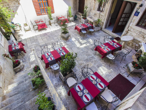 Hotel Palace Derossi