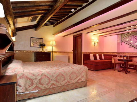 Hotel Pantheon
