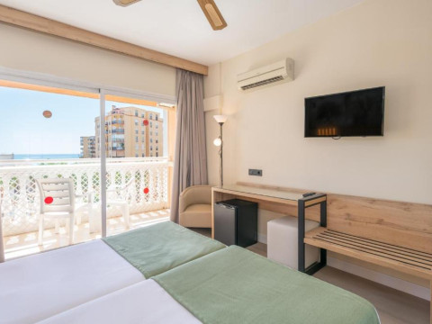 Hotel Parasol by Dorobe
