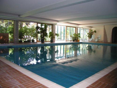 HOTEL-PENSION STROLZ