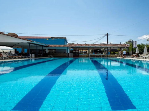 Perkes Hotel Complex