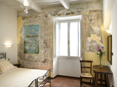 Hotel Porta Marmorea