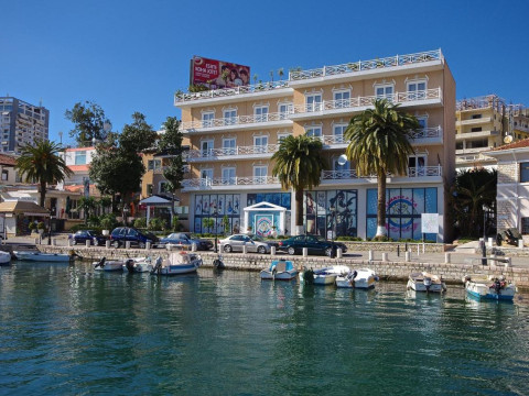 Hotel Porto Eda