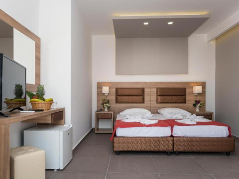 Hotel Porto Plazza (Adults Only)