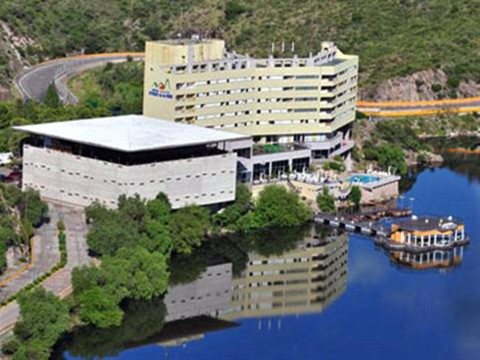 Hotel Potrero De Los Funes