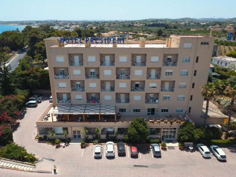 Hotel President Sea Palace