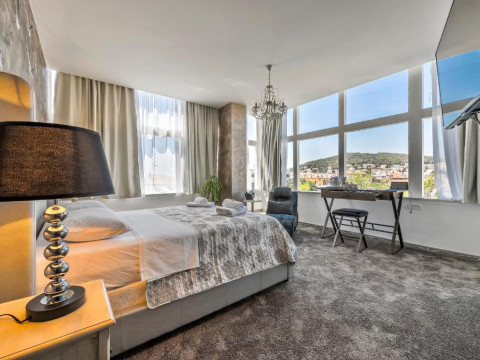 Hotel Prima Luce Downtown