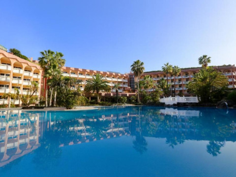 Puerto Palace