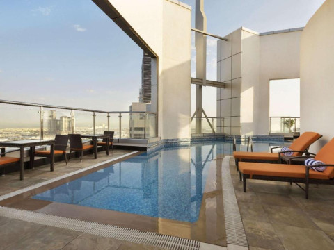 Hotel Ramada by Wyndham Abu Dhabi Corniche