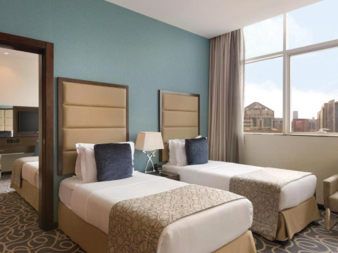 Hotel Ramada by Wyndham Abu Dhabi Corniche