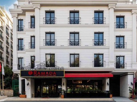 Hotel Ramada by Wyndham Istanbul Golden Horn