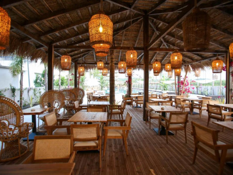 Hotel Regina Palm Resort