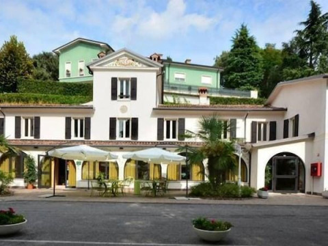Hotel Ristorante La Grotta