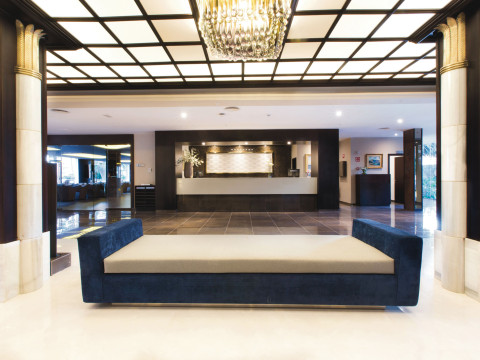 Hotel Riu Bravo
