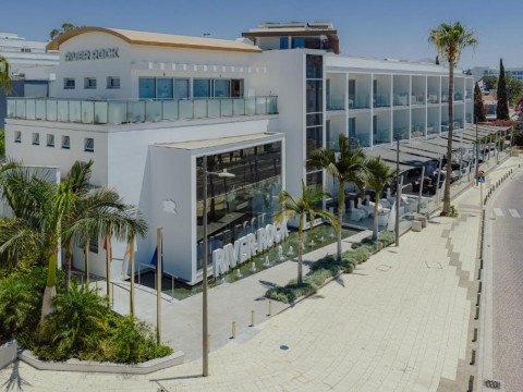 Hotel River Rock