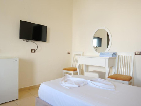 Hotel Rixhi