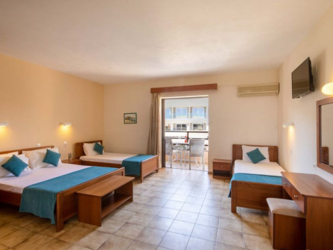 Hotel Rossis