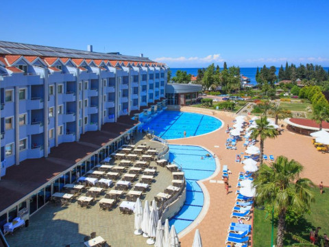 Hotel Rox Resort