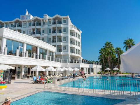 Hotel Royal Atlantis Beach