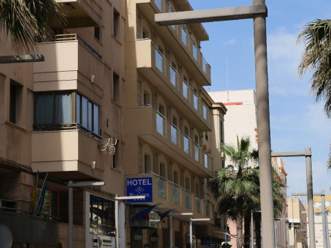 Hotel Rusadir