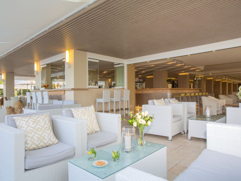 Hotel Sabina & Suites