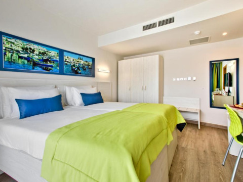 Hotel Santana