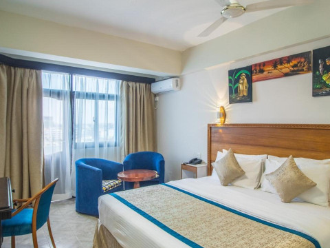 HOTEL SAPPHIRE