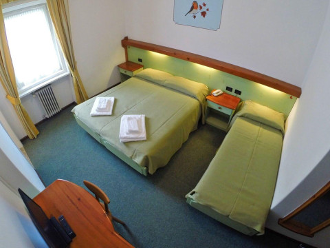 Hotel Sayonara