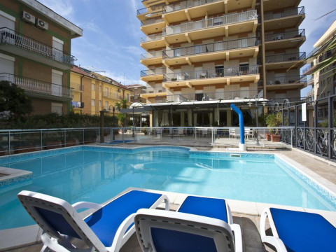 Hotel Sayonara