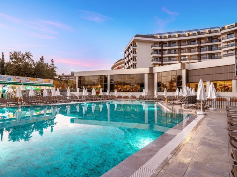 Hotel Seaphoria Beach Resort