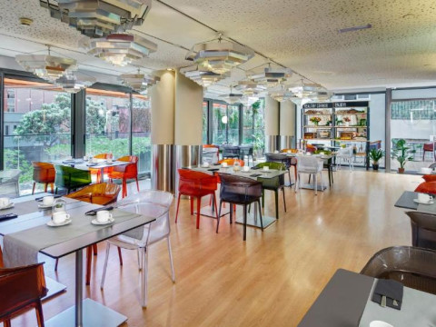 Hotel Sercotel Rosellon