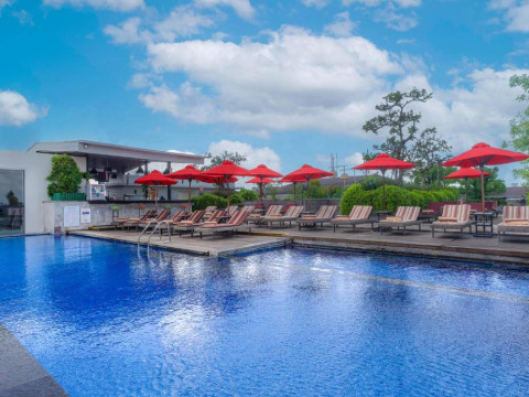 Hotel Sevn Legian