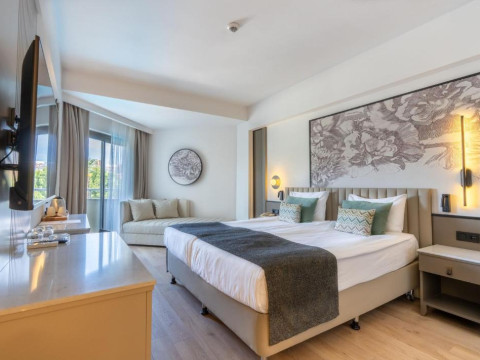 SIDE BREEZE HOTEL