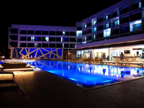 Hotel & Spa Amethyst Napa