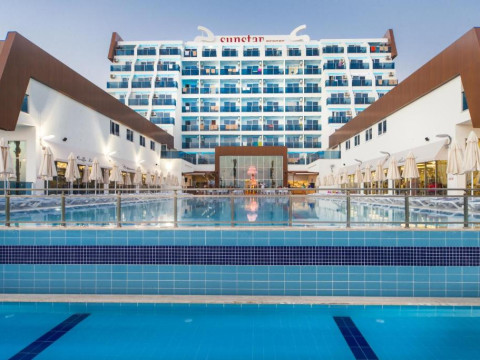 Hotel Sun Star Resort