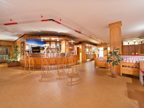 HOTEL TEOLA