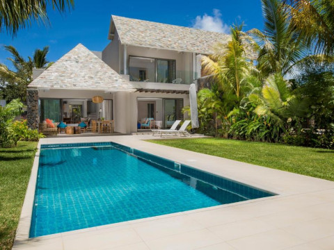Hotel The Bay Club at Anahita