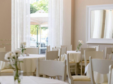 Hotel Timoleon
