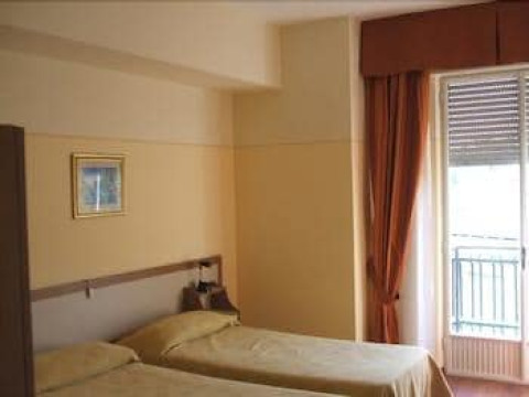 Hotel Tirreno