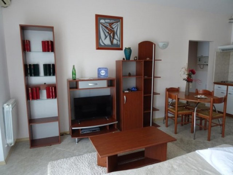 Club Topaz CM