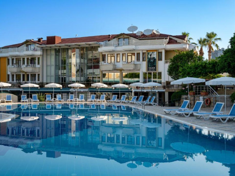 TU CASA GELIDONYA HOTEL