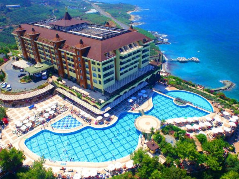 UTOPIA WORLD HOTEL