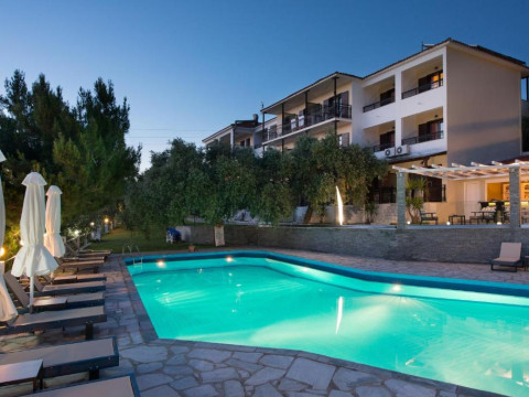 VILLA NATASSA - PAHIS RAHONIOU
