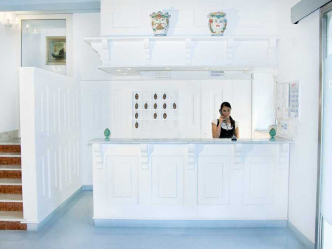 HOTEL VILLA NEFELE