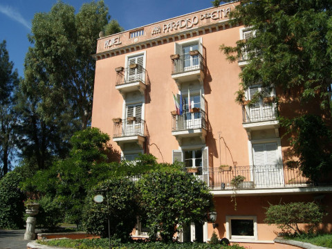 Hotel Villa Paradiso Dell'etna