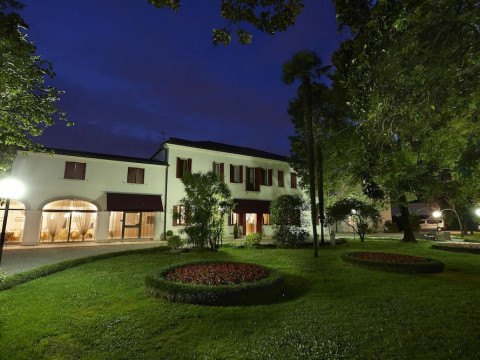 Hotel Villa Patriarca