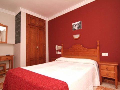 Hotel Virgen De Los Reyes